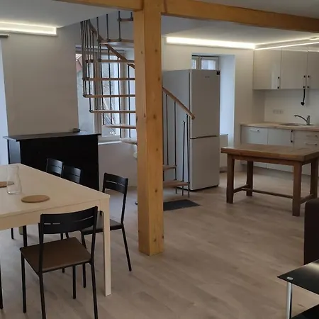 Maison Face A La Dordogne Avec Terrasse لا بوربول